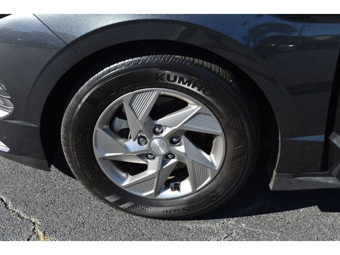 Used 2025 Hyundai Sonata SE image 8