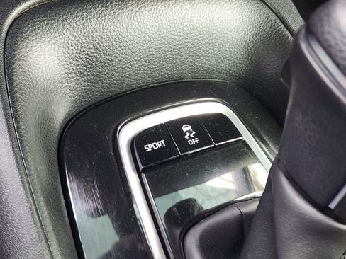 Used 2022 Toyota Corolla SE image 28