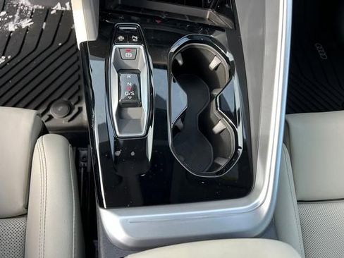 New 2025 Audi Q5 2.0T Premium Plus image 17