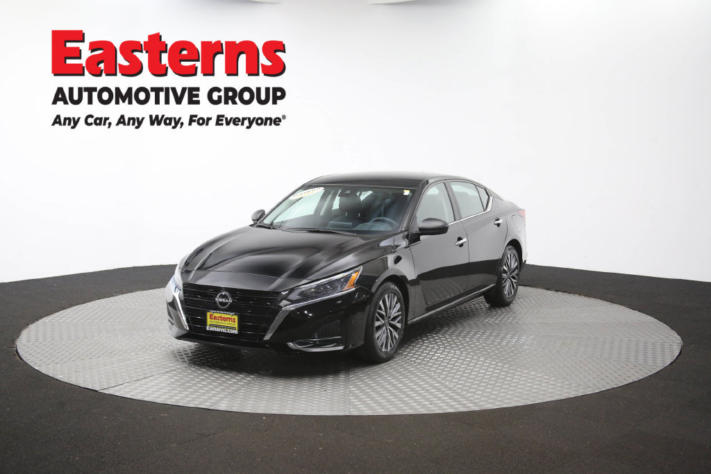 Used 2024 Nissan Altima 2.5 SV FWD image 57