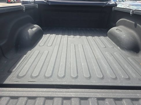 Used 2018 RAM 1500 Laramie RWD image 13