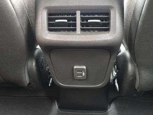 Used 2024 Chevrolet Equinox LS w/ LS Convenience Package FWD image 16