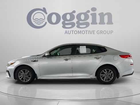 Used 2020 Kia Optima LX FWD image 2