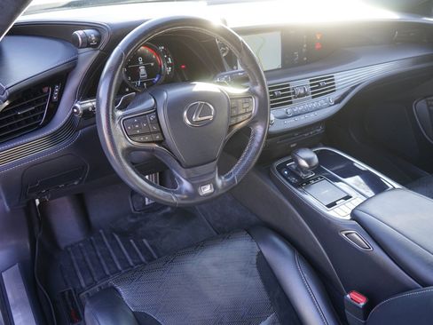 Used 2018 Lexus LS 500 F Sport image 18