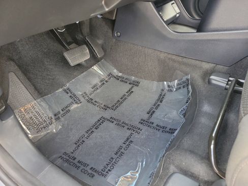 Used 2021 Honda HR-V EX image 16
