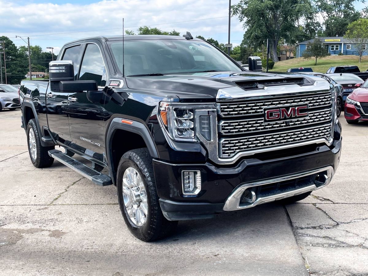 Used 2021 GMC Sierra 3500 Denali w/ Denali Ultimate Package AWD/4WD image 2