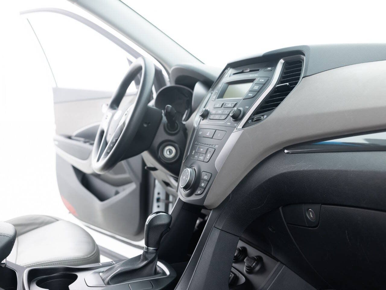 Used 2016 Hyundai Santa Fe Sport FWD image 27