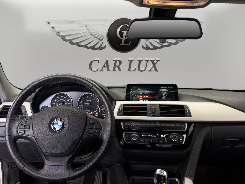 Used 2017 BMW 320i Sedan RWD image 10