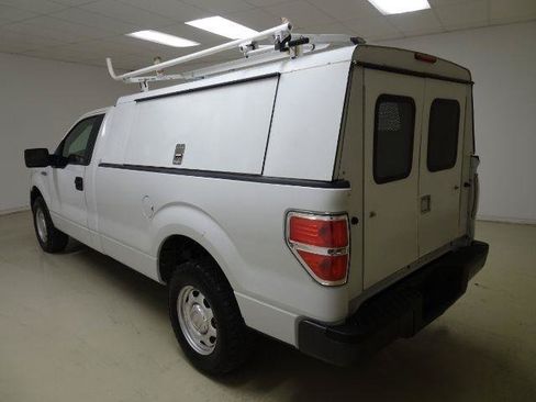 Used 2010 Ford F150 XL RWD image 4