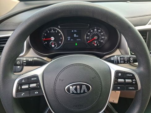 Used 2020 Kia Sorento LX AWD/4WD image 19