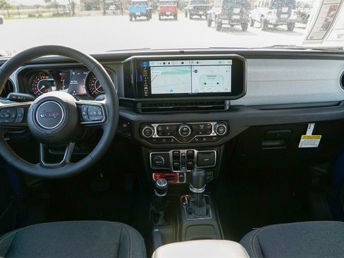 New 2024 Jeep Gladiator Sport image 25