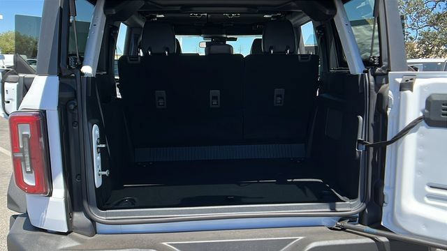 New 2026 Ford Bronco Outer Banks w/ Sasquatch Package AWD/4WD image 13