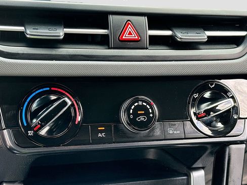 Certified 2024 Kia Seltos LX image 15