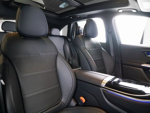 New 2026 Mercedes-Benz GLC 300 4MATIC image 13