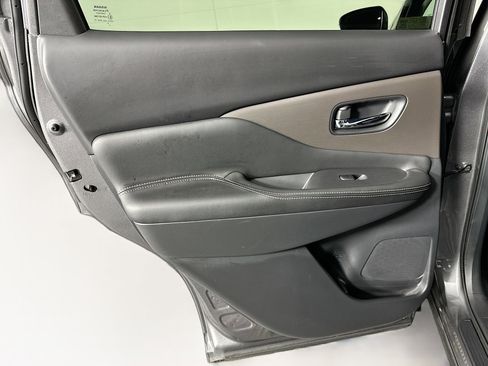 Used 2022 Nissan Murano SV image 26