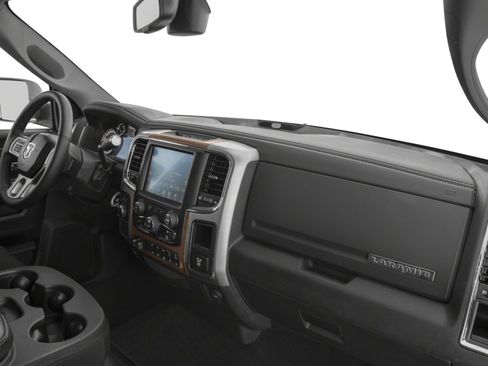 Used 2017 RAM 2500 Laramie w/ Sport Appearance Group AWD/4WD image 16