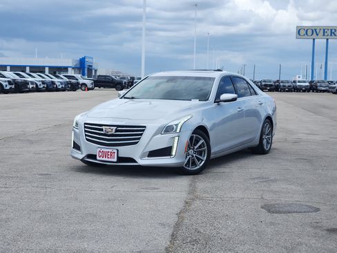 Used 2018 Cadillac CTS Luxury RWD image 1