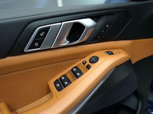 Used 2022 BMW X5 xDrive40i w/ Premium Package image 27