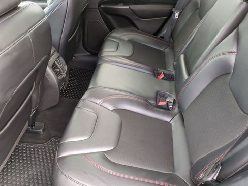 Used 2020 Jeep Cherokee Trailhawk w/ Cold Weather Group image 24