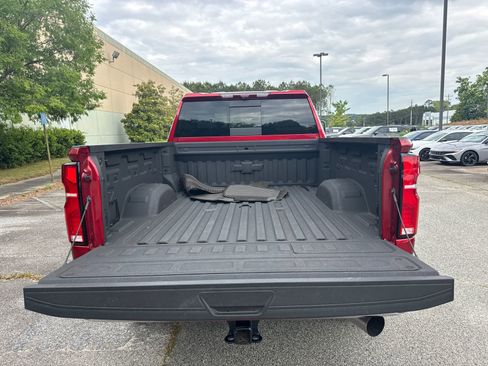 Used 2025 Chevrolet Silverado 2500 LTZ w/ LTZ Premium Package AWD/4WD image 18