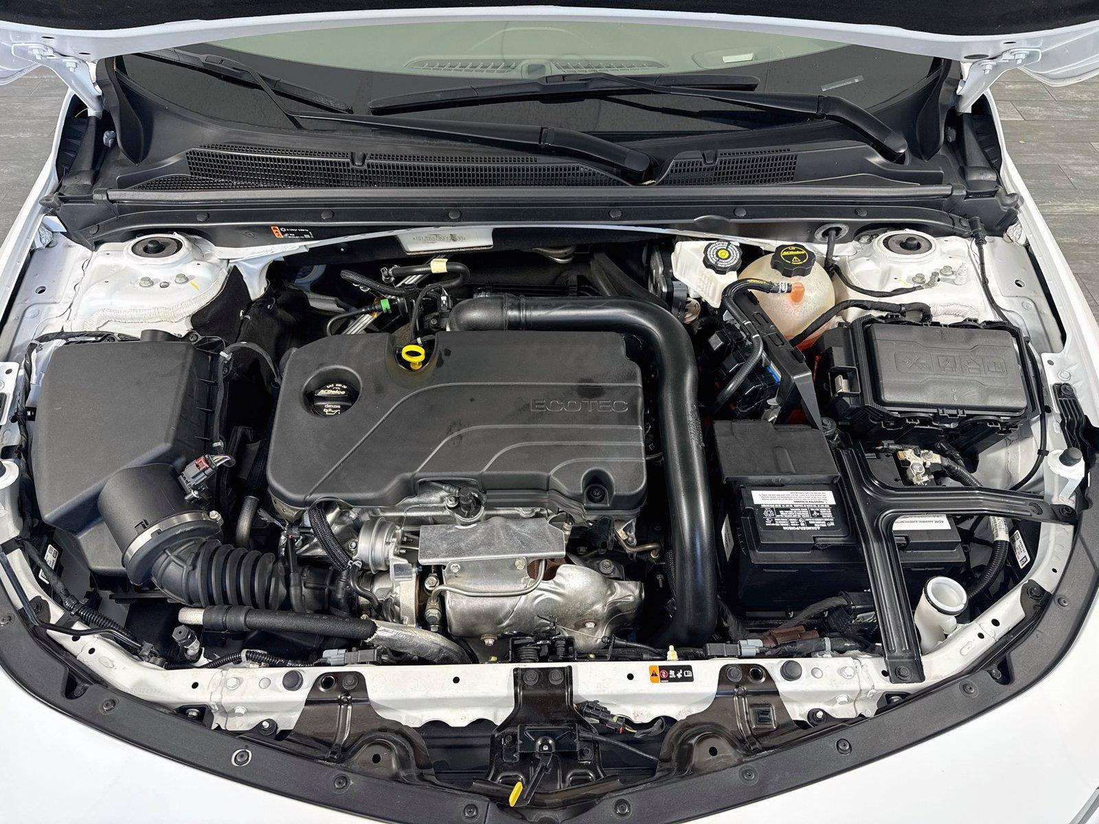 Used 2025 Chevrolet Malibu LT FWD image 31