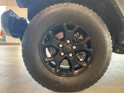 Used 2021 Jeep Wrangler Unlimited Sport image 9