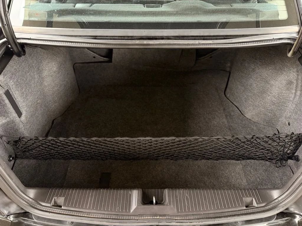 Used 2001 Saturn L-Series L200 FWD image 48