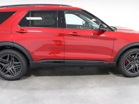New 2026 Ford Explorer ST w/ Sun And Sound Package AWD/4WD image 10