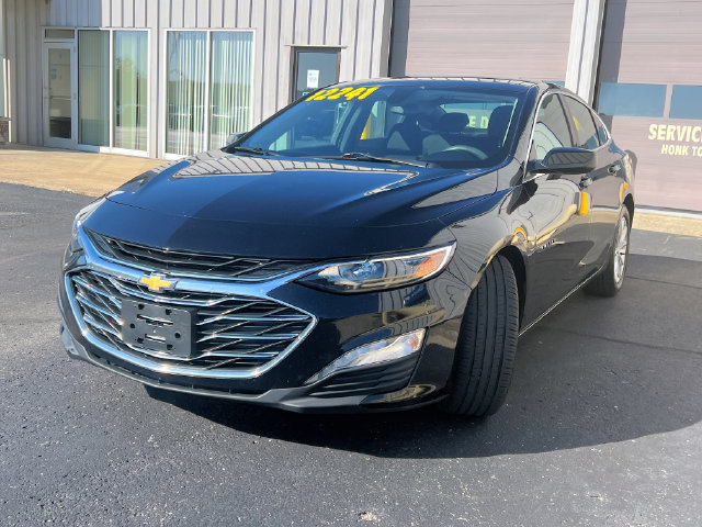 Used 2021 Chevrolet Malibu LT FWD image 4