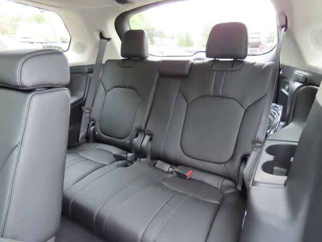 New 2026 Honda Pilot Touring image 16