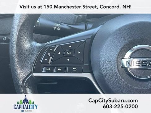 Used 2018 Nissan Rogue S AWD/4WD image 18