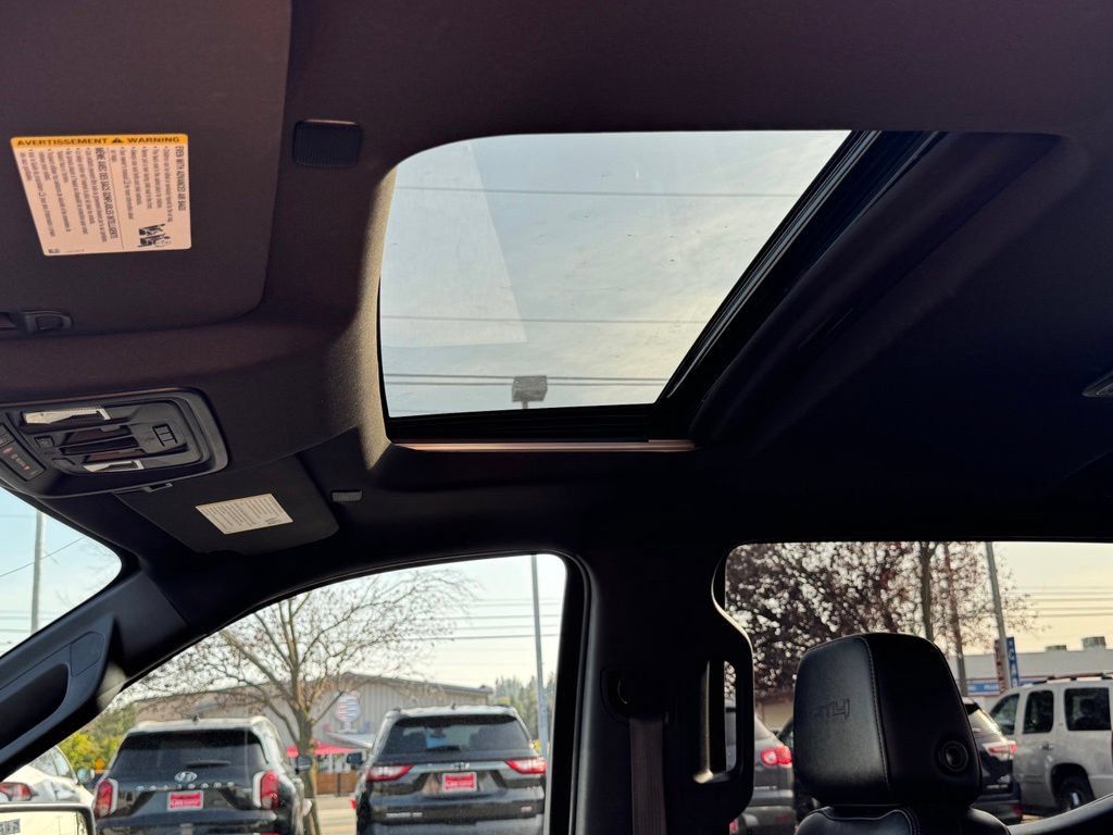 Used 2020 GMC Sierra 1500 AT4 w/ AT4 Premium Package AWD/4WD image 29