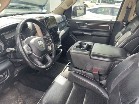 Used 2021 RAM 1500 Laramie AWD/4WD image 9