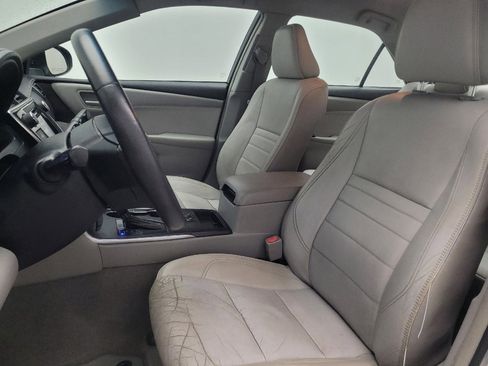 Used 2017 Toyota Camry XLE FWD image 17