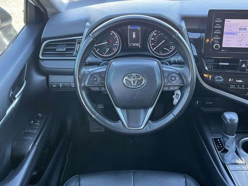 Used 2024 Toyota Camry SE image 17