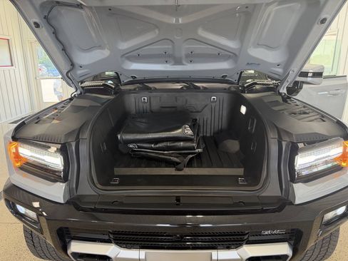 Used 2025 GMC Hummer EV 2X AWD/4WD image 50
