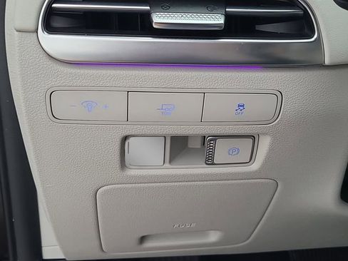 Used 2024 Hyundai Palisade Calligraphy image 13