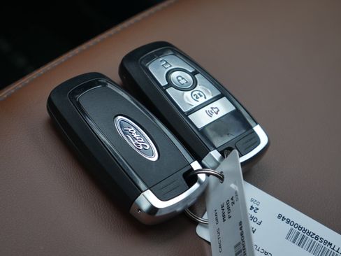 Certified 2024 Ford Maverick Lariat AWD/4WD image 36