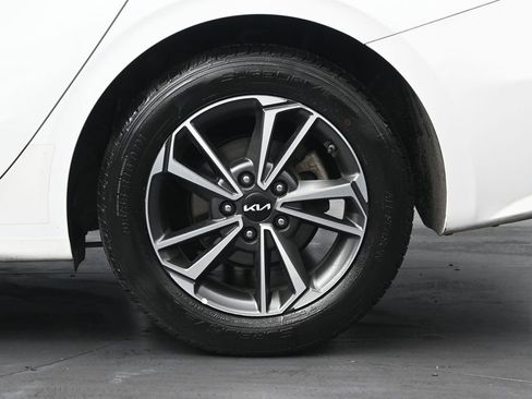 Used 2022 Kia Forte LXS FWD image 34