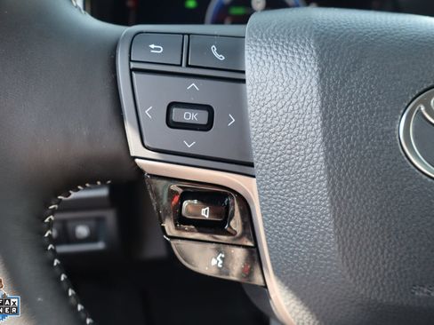 Used 2026 Toyota Camry SE w/ Convenience Package FWD image 15