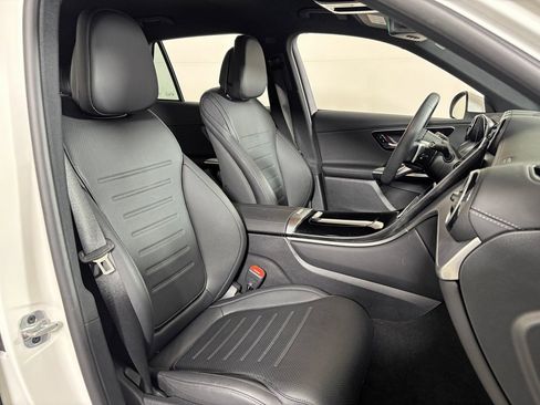 Certified 2025 Mercedes-Benz GLC 350e GLC 350e image 31