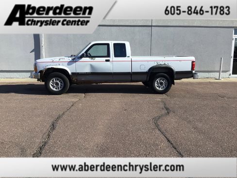 Used 1993 Dodge Dakota 4x4 Club Cab image 1