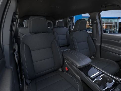 New 2026 Chevrolet Traverse LT w/ Driver Confidence Package FWD image 16