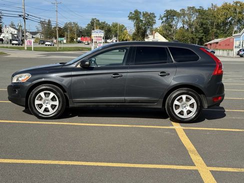 Used 2010 Volvo XC60 3.2 image 10