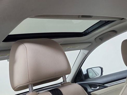 Used 2018 Honda Civic EX image 24