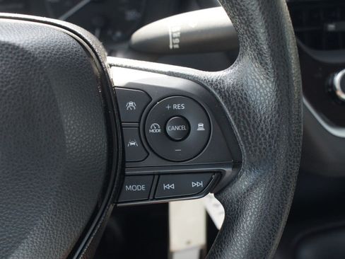 Used 2023 Toyota Corolla LE FWD image 8