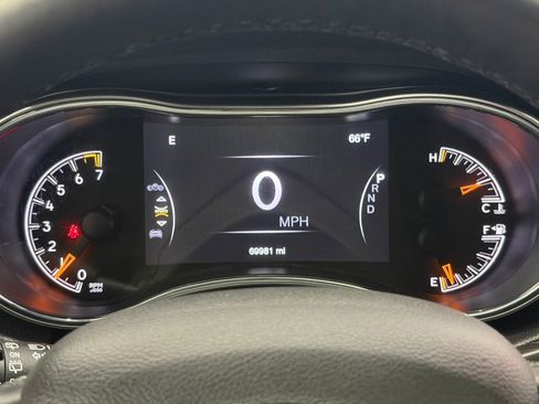 Used 2019 Jeep Grand Cherokee Altitude AWD/4WD image 21