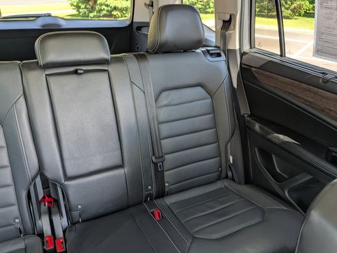 Certified 2024 Volkswagen Atlas SEL AWD/4WD image 14