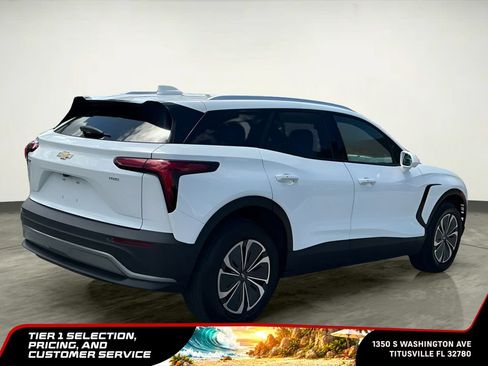Used 2024 Chevrolet Blazer EV LT AWD/4WD image 15