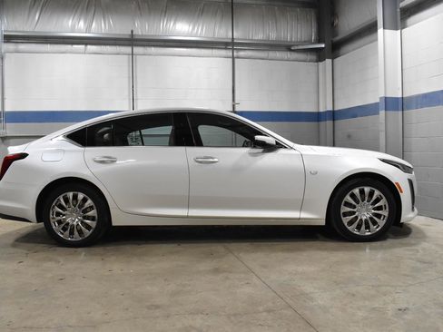 Used 2023 Cadillac CT5 Luxury image 30